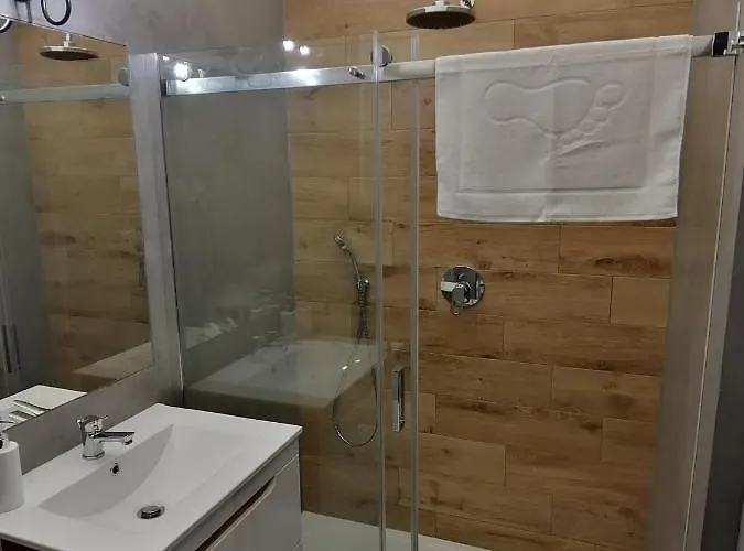 Green Apartments Krakow Апартаменты *